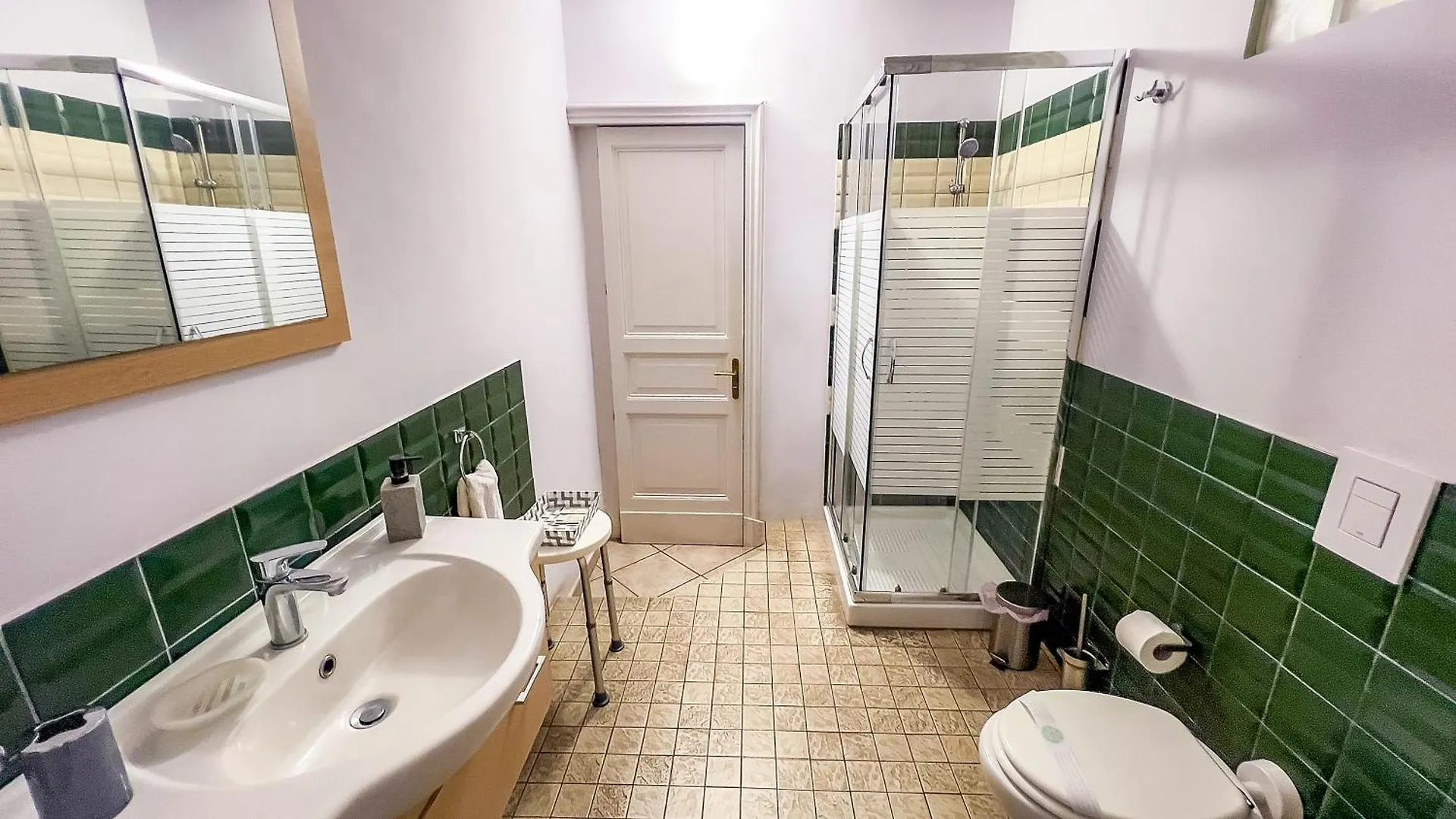 קטאניה Promenade B&B 3*,